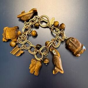 Vintage Talbots Gold Tone Carved Tigers Eye Charm Bracelet